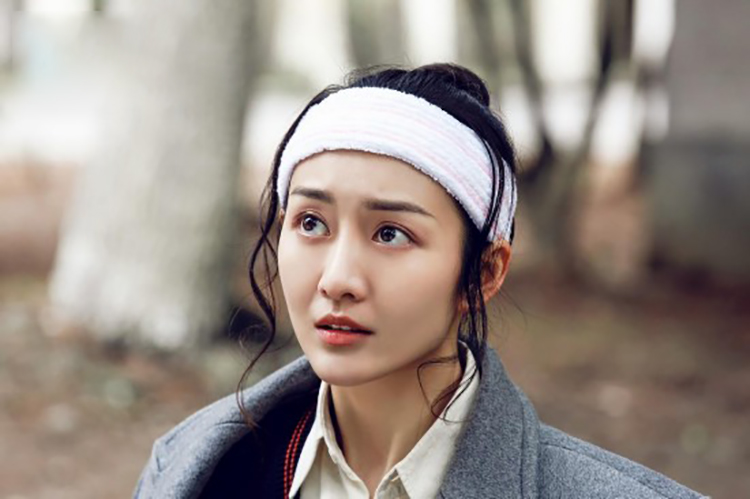 林允和钟楚曦合照的妆,林允防水妆容