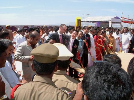 阿迪达斯鞋生产过程,adidas阿迪达斯怎么看产地