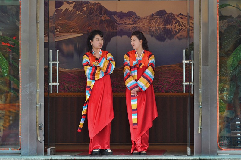 网友评价,真漂亮的朝鲜女子