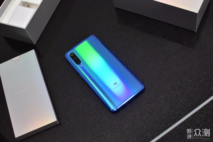 小米9对比苹果8p,小米9对比一加7