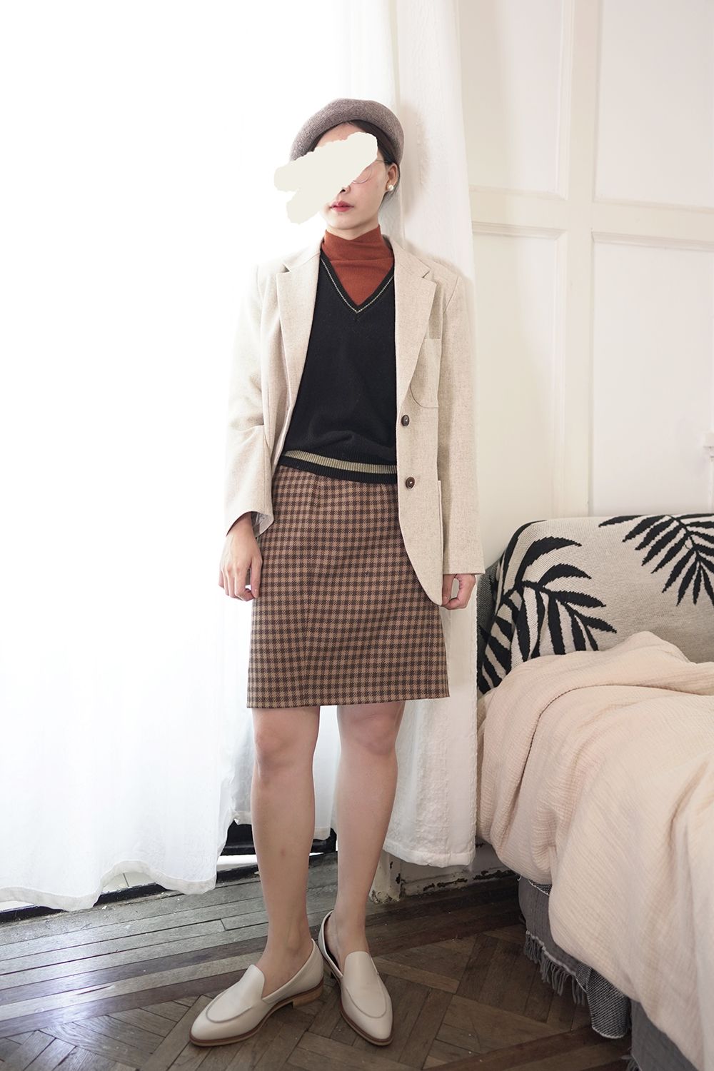 深卡其色大衣内搭什么颜色毛衣,格子大衣内搭什么颜色的毛衣好