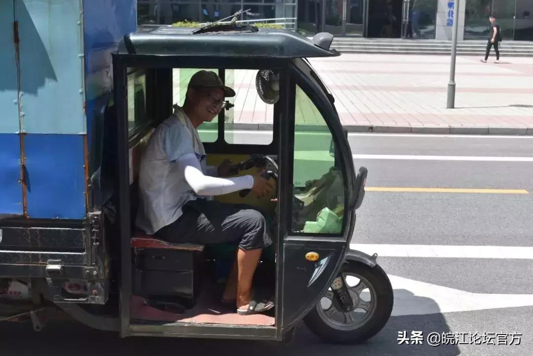 致敬|与烈日同行,你们是安庆最美的风景