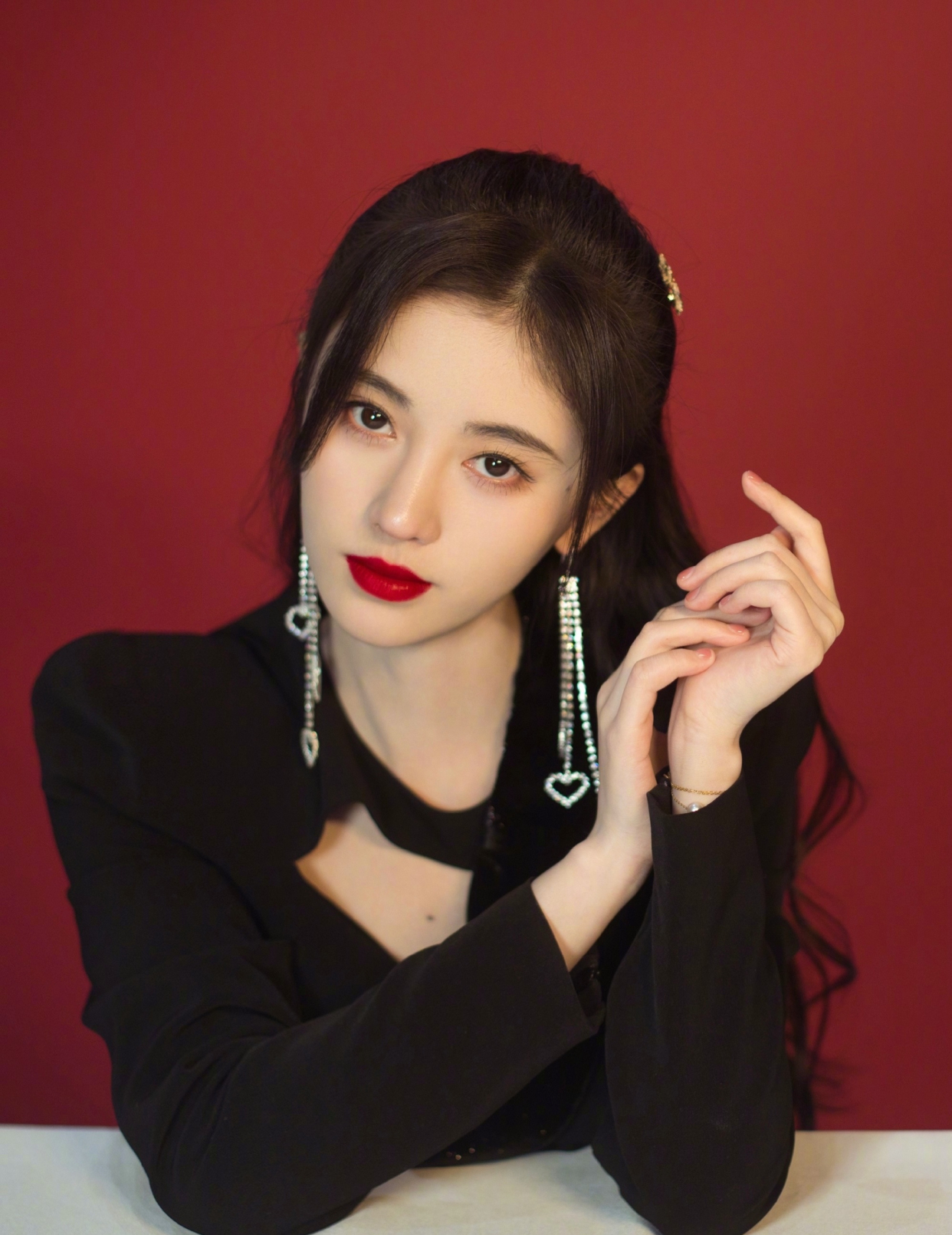 什么样的刘海可以拯救发际线后移,发际线整体后移大圆脸适合的刘海