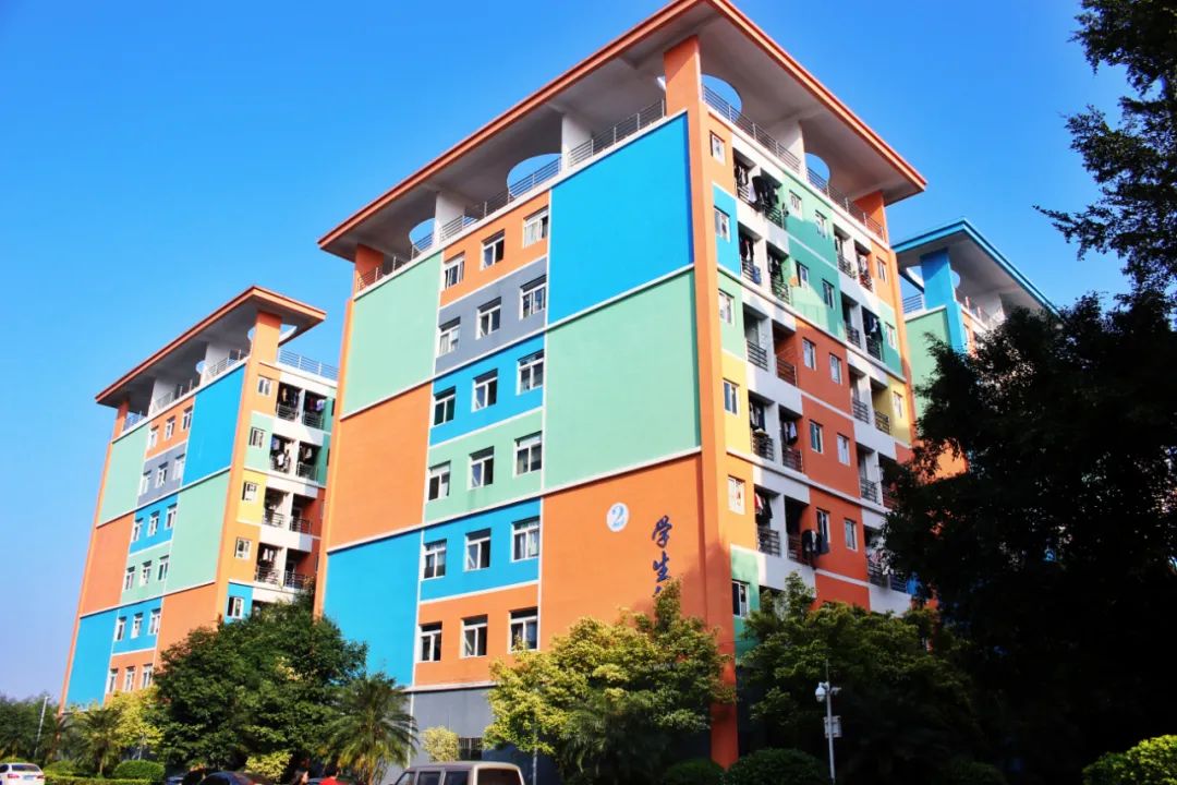 广东这几所大学考上就是金饭碗,广东最值得报考的十所大专院校