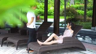 福建泉州聚龙小镇温泉公园：岩脉温泉中药花瓣池亲子戏水区