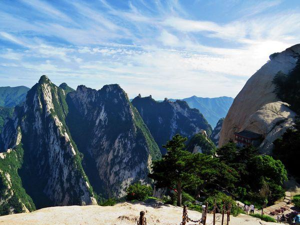 西岳华山五峰风景,华山一日游西安出发路线推荐