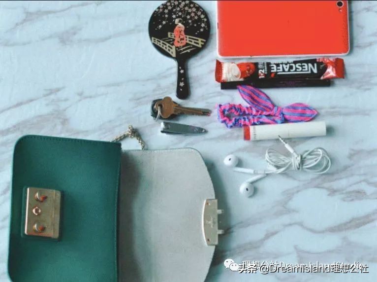 推荐几款适合女生的小包包,想买一款适合的小包包