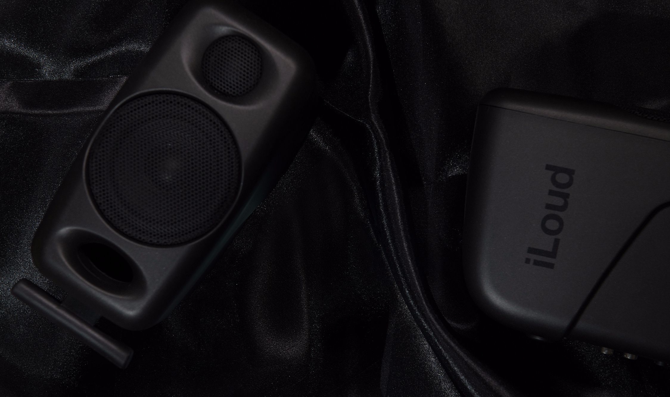 没有灯光的设计是没有灵魂的,没有灯光的柜子是没有灵魂的