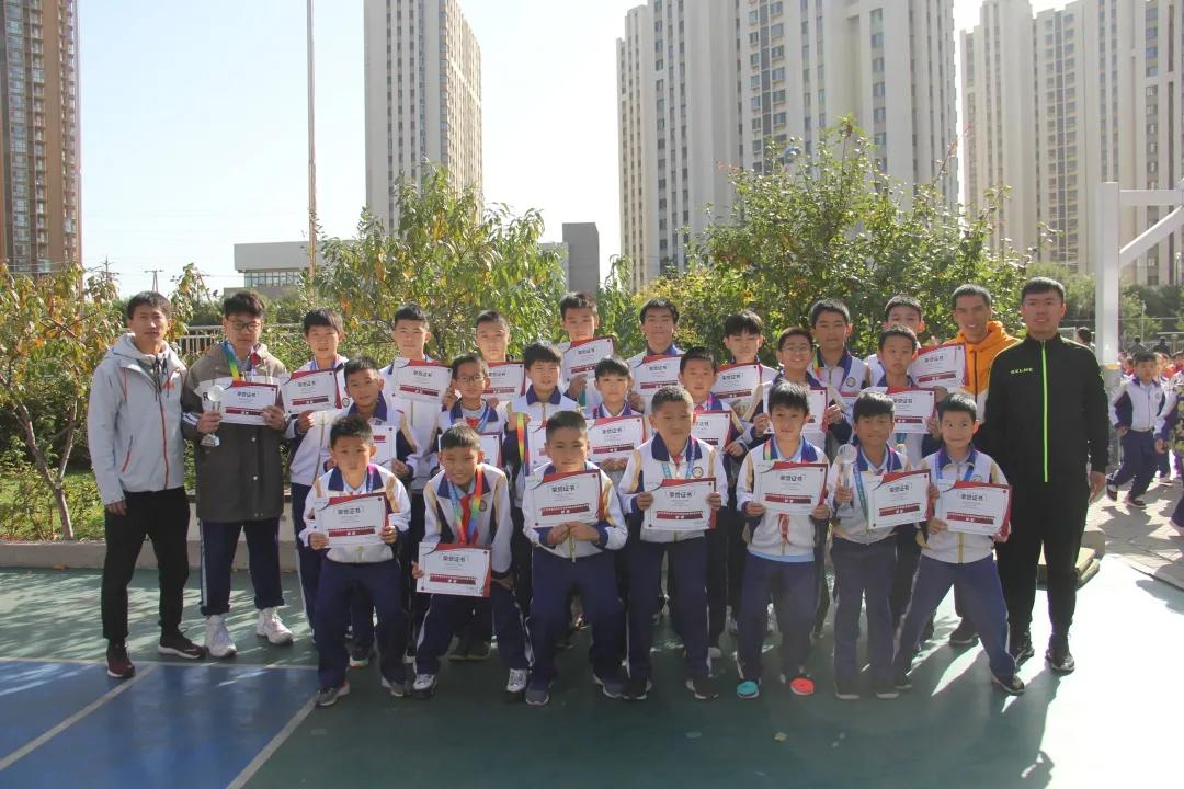 泰达实验2022毕业生,足球少年未来可期