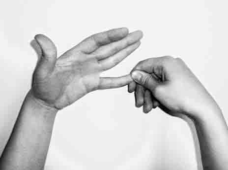 大拇指手发麻是什么病的前兆,骑车手发麻是什么病的前兆