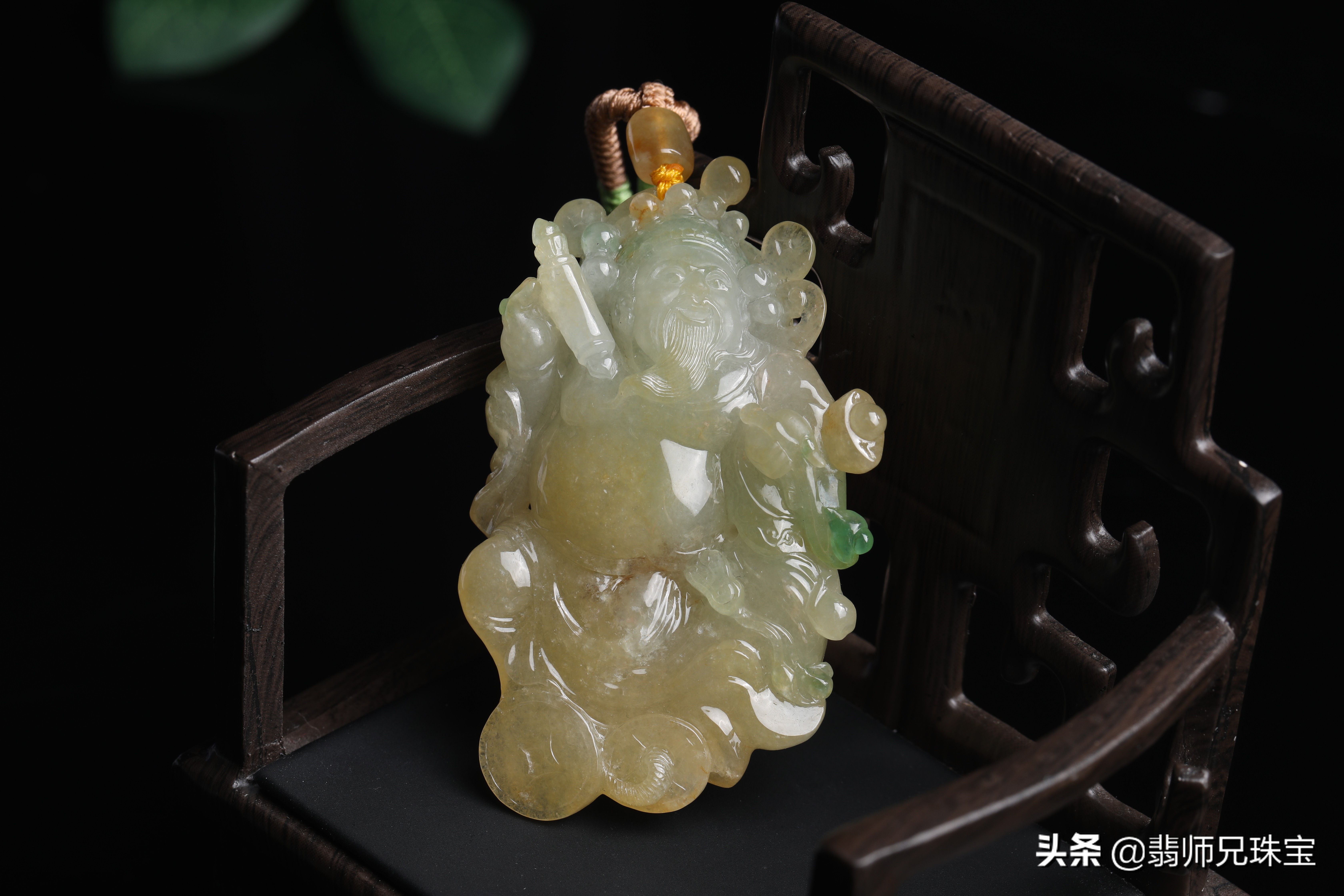 天然黄翡的特别之处,天然黄翡的特质