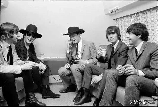 今年theBeatles披头士乐队已经解散整整50年了！