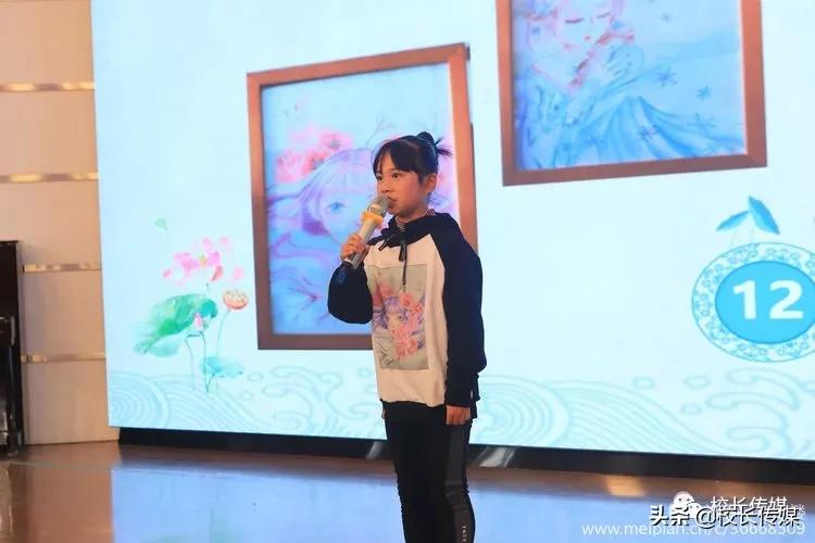 学校因足球而精彩,学校因学生而骄傲