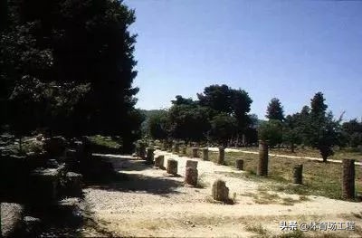 奥运级别跑道什么材质,奥运会跑道材料