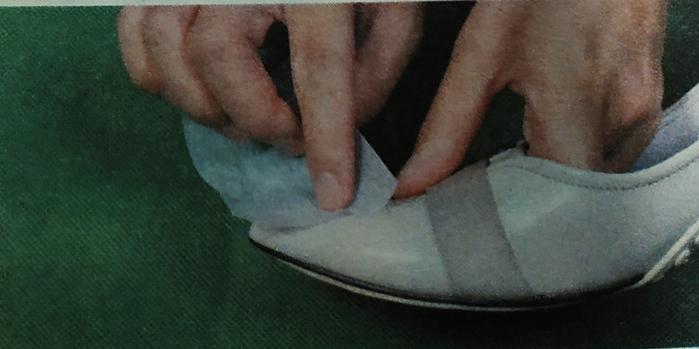 皮鞋用什么擦小妙招,生活小窍门擦皮鞋