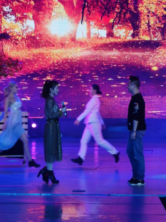 夜场江湖：讨好一个人究竟有多难？