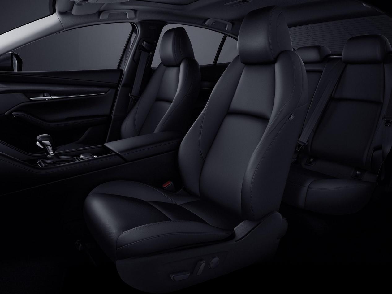 马自达3昂克赛拉2022款质擎版落地,深度解析次世代马自达3昂克赛拉