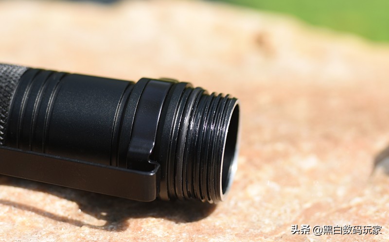 手中的EDC不能少了WUBEN务本E10