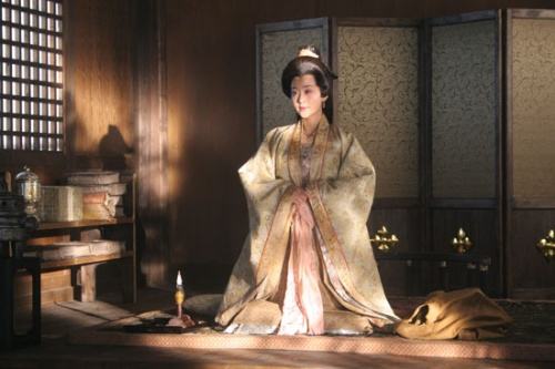 皇帝死后妃嫔会怎么样,皇帝死后宫里的妃子怎么办