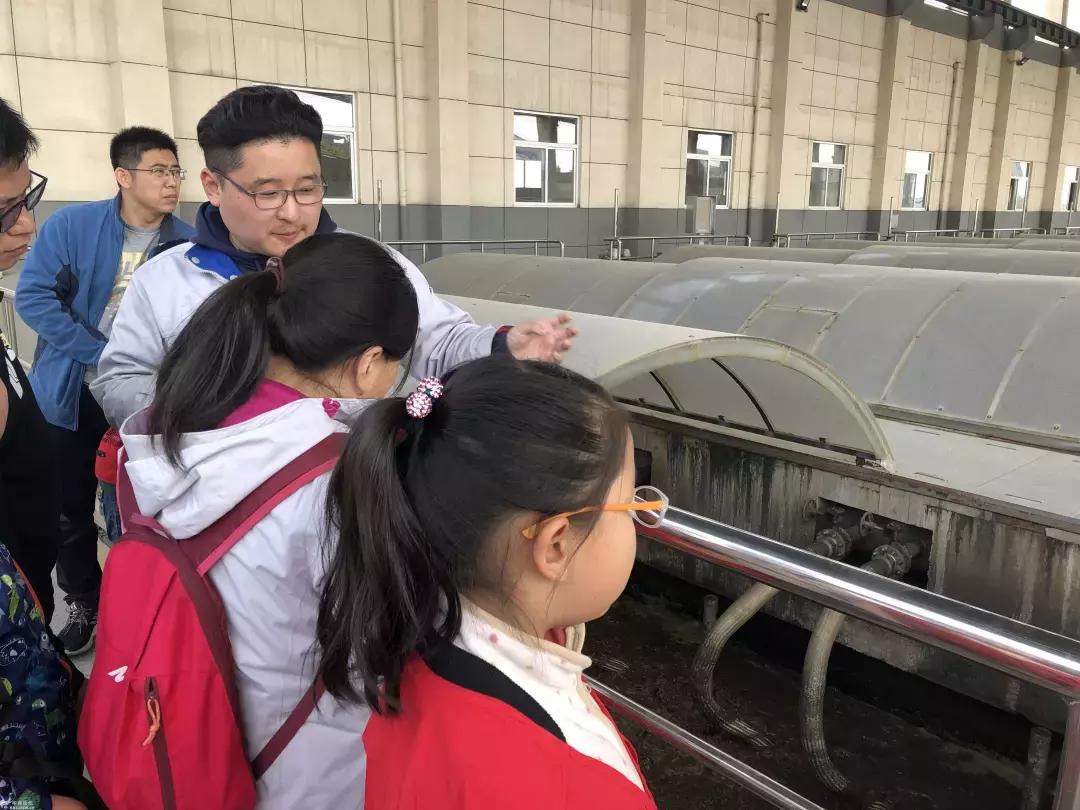 污水处理厂小记者,污水处理厂小朋友参观讲解