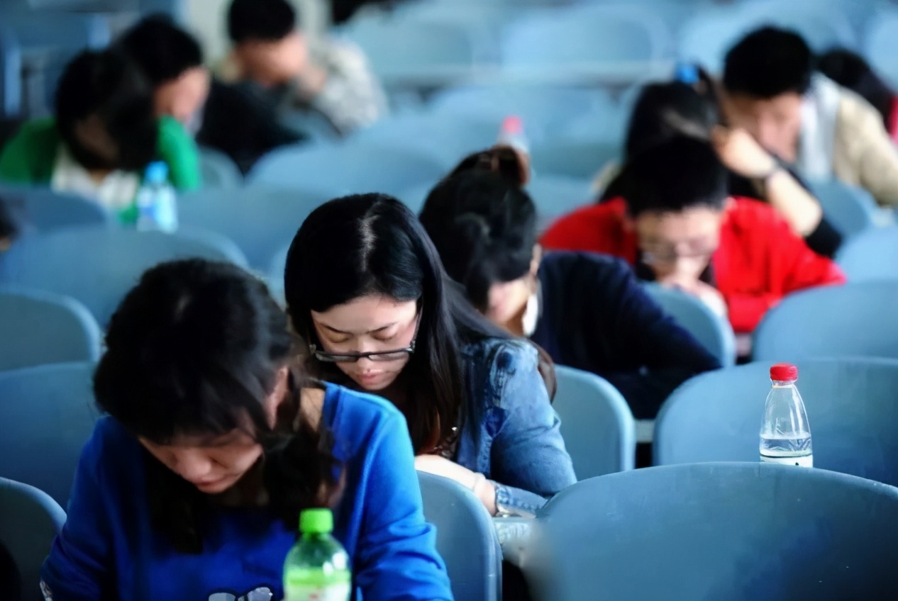 四川公务员和选调生考试差别,公考和选调生有什么区别