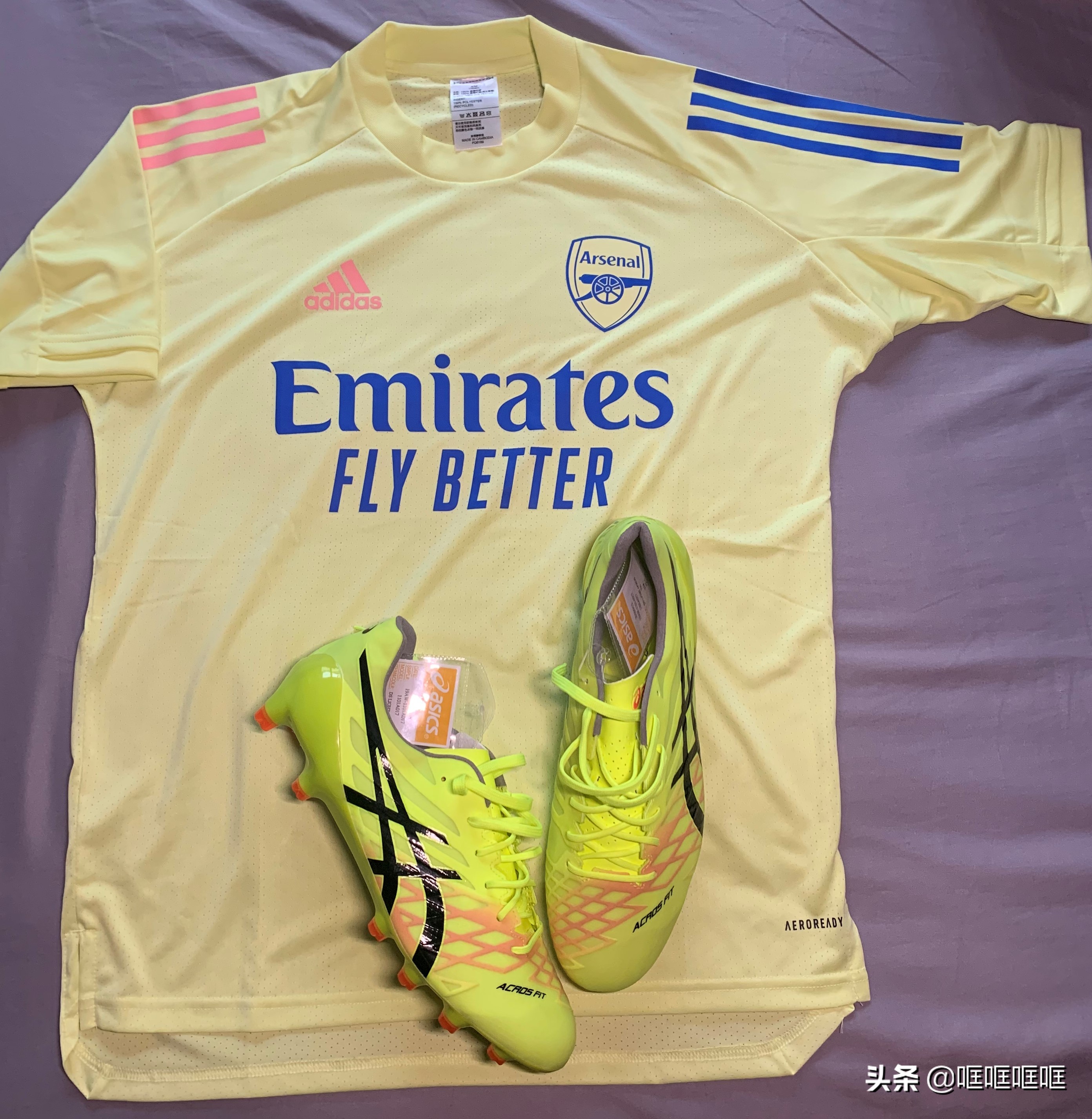 阿迪达斯足球淘汰赛专用高端版,阿迪达斯2020欧洲杯用球黑色款