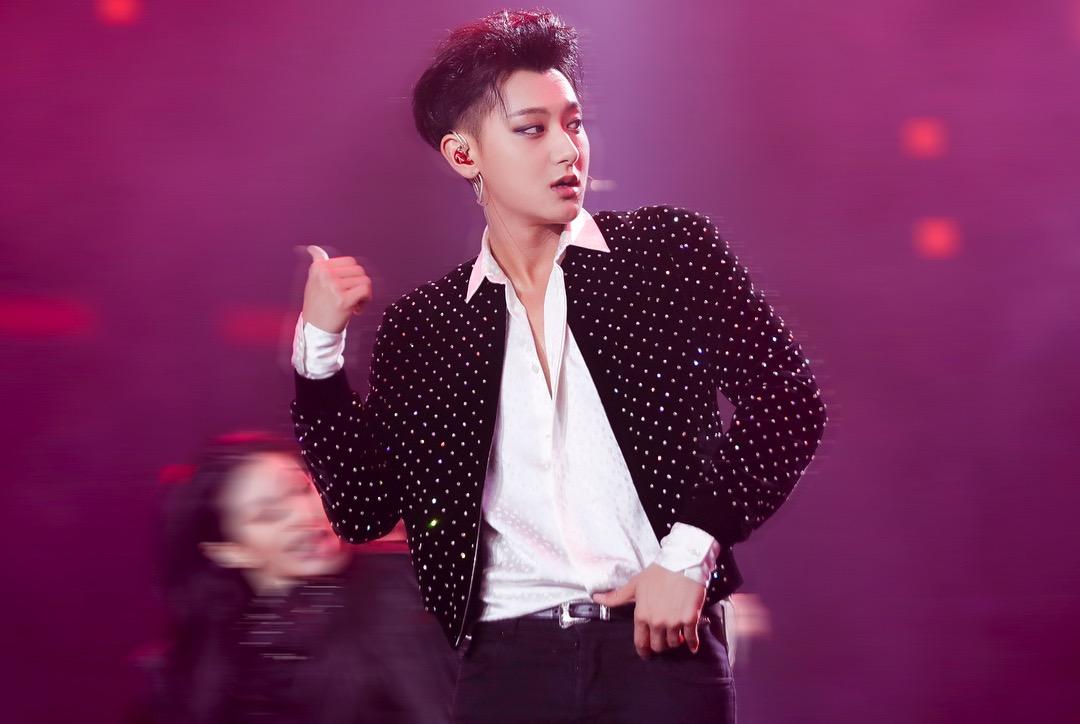 火箭少女101队队长yamy,黄子韬火箭少女力挺yamy