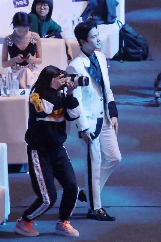 站姐都是怎么p图的,站姐们拍的照片