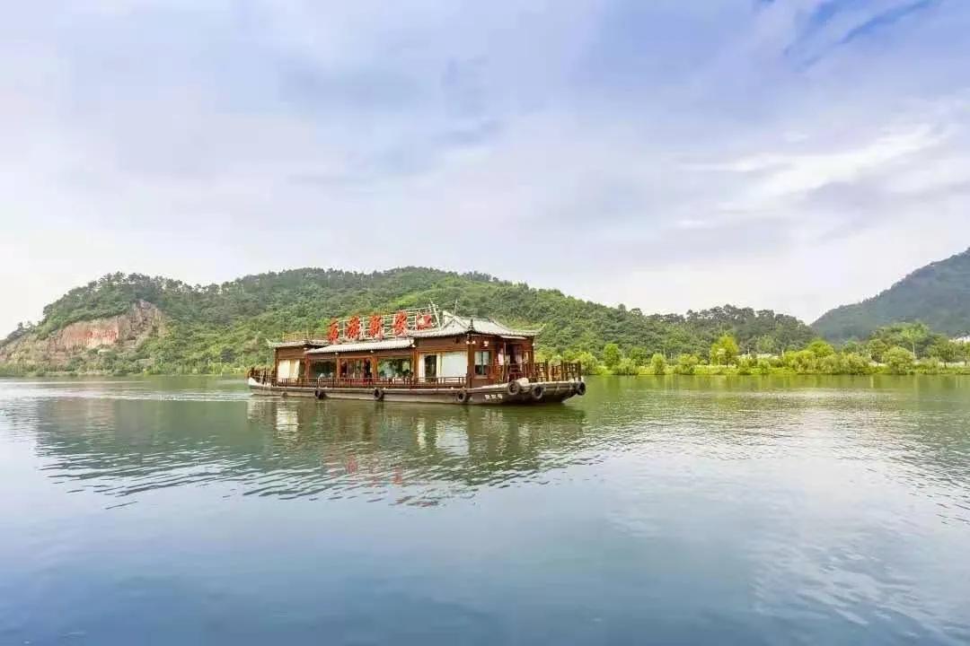 徽州5日旅居！游5A景点，玩新安江新景，尝地道徽菜，住度假酒店