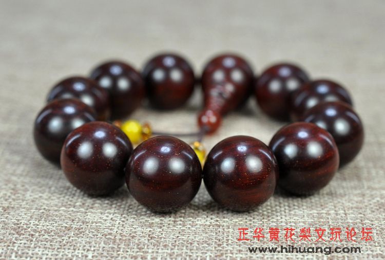 如何让小叶紫檀快速包浆,小叶紫檀手串黑了怎么盘