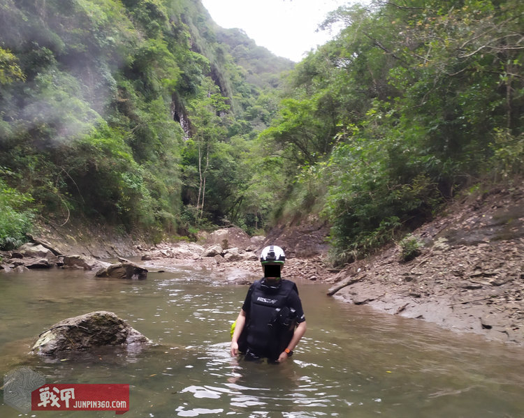 折腾九年,就拿出这点东西凑外拍?(上)