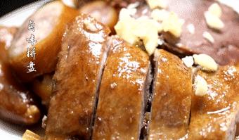 招牌秘制鱼头煲,这家土菜馆很有特色的朋友圈说说