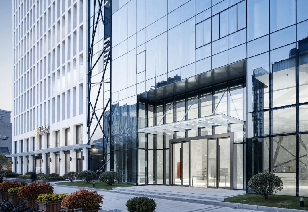 “少就是多”——财通证券双冠期货总部大楼/UAD浙大设计