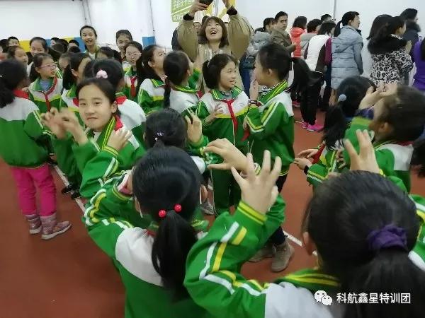 “感恩亲爱的您们！期待更好的自己”农大附小四三班感恩励志教育