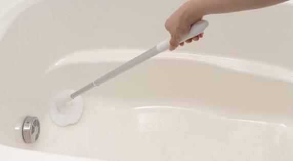 浴缸玻璃污垢,浴缸的污垢和水锈怎么能去掉