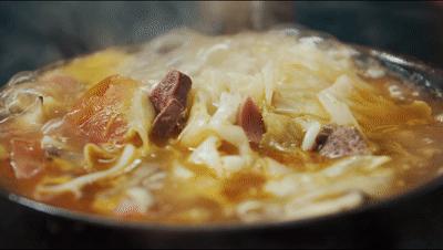 中国美食男人帮又出手了！这神作，能一口气看五集算我输