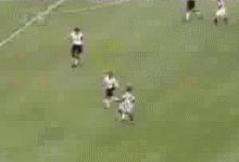 足球十大最强招牌动作,足球球星进球后的招牌动作