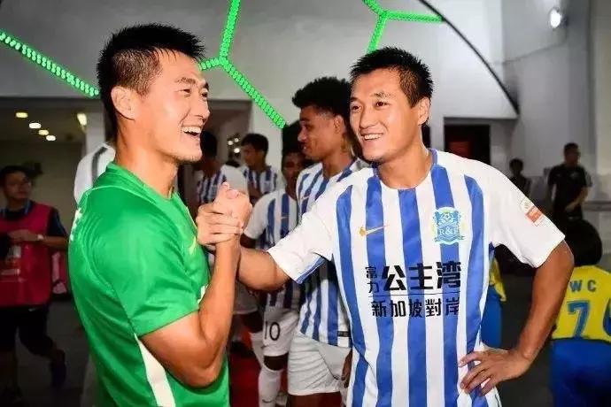 唐淼丁海峰,唐淼双胞胎兄弟