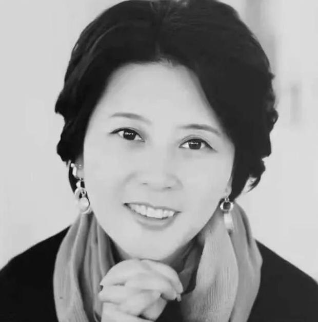 央视主持人崔健,崔健突发心脏病去世