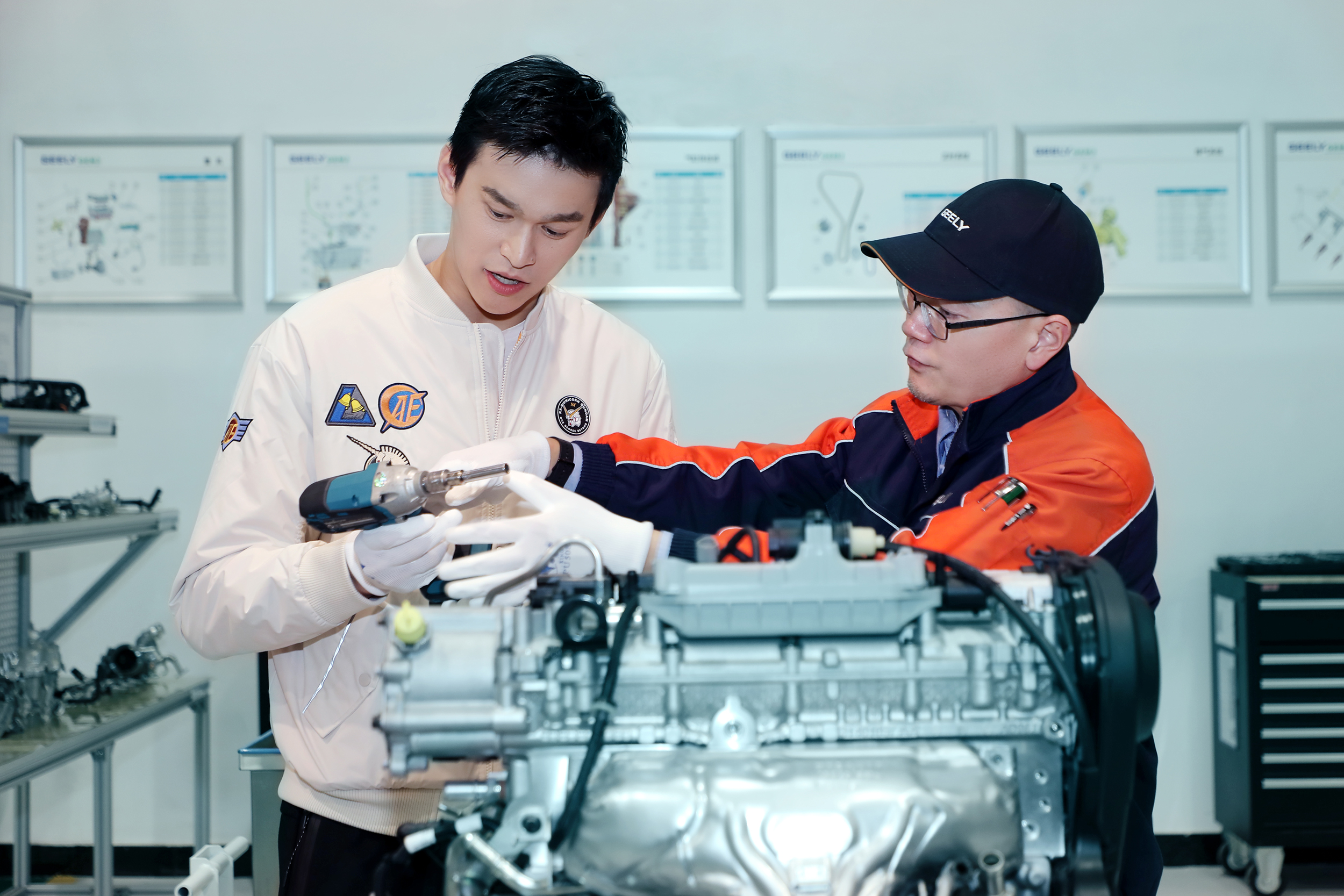 从“微米工厂”的表面，看看吉利动力体系的里面