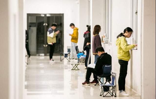 何凯文任燕翔连麦视频,何凯文与任燕翔握手言和