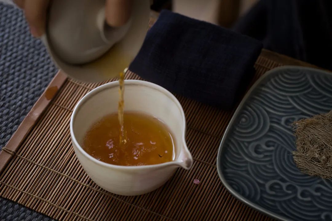 宜兴紫砂壶最好的茶叶,为什么红茶养紫砂壶最好