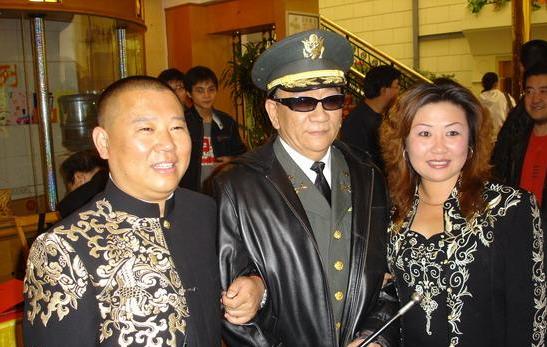 侯耀文德云社拜师仪式,德云社参加侯耀文告别仪式