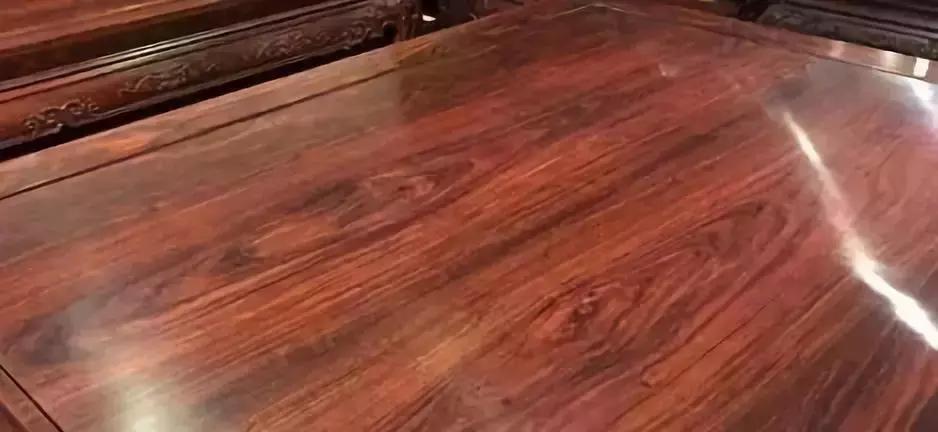 你们知道吗？非洲酸枝只是实木，不是红木