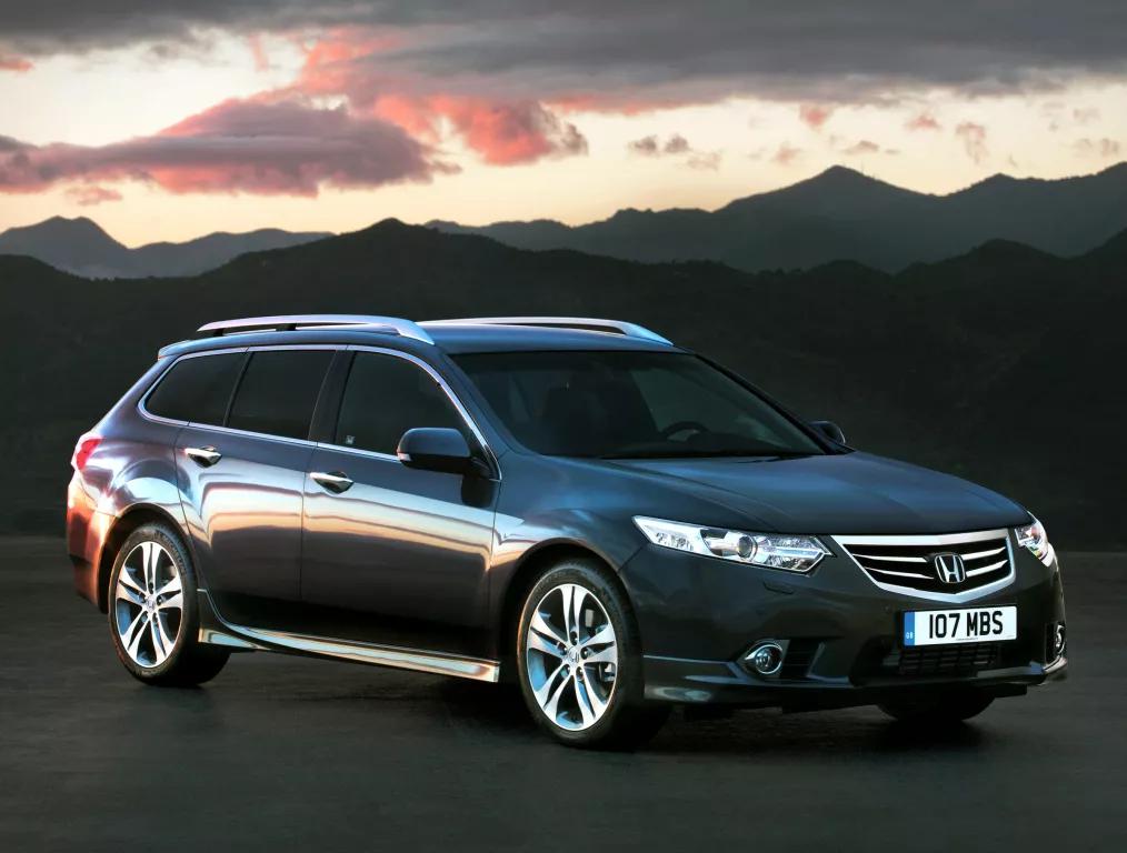 使用双摇臂的最后一代八代雅阁（CP、CU、CS、CW）