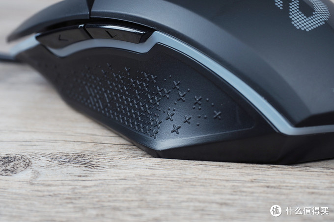 达尔优cm630牧马人轻量化鼠标,达尔优牧马人5代有鼠标宏吗