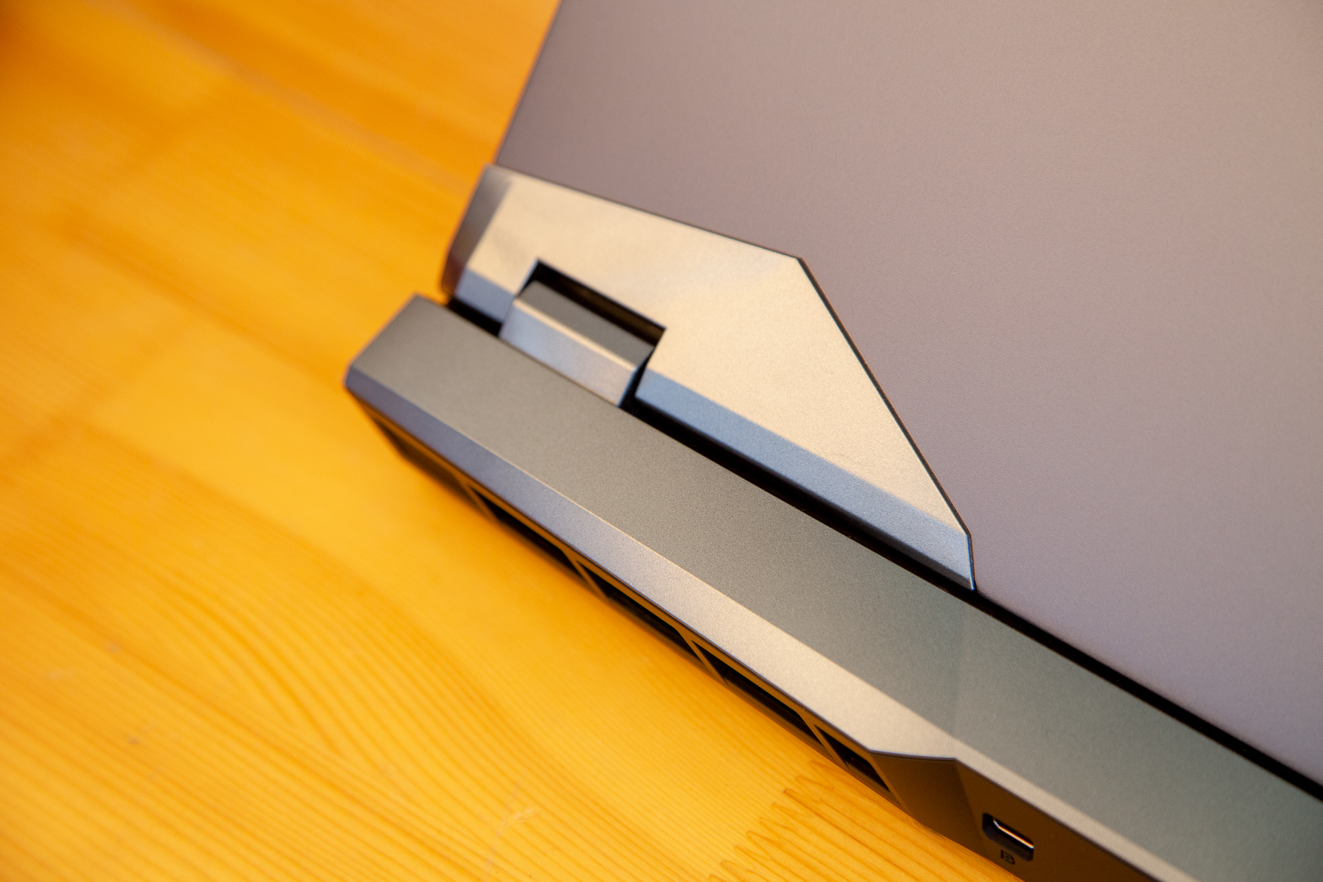 微星强袭ge7612代3070ti增加性能,微星强袭ge76值得入手吗