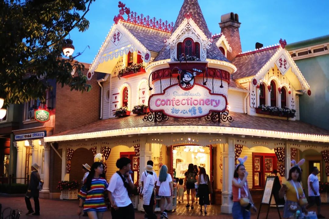 暑假去重庆两个人多少钱,暑假两个人去西藏需要多少钱