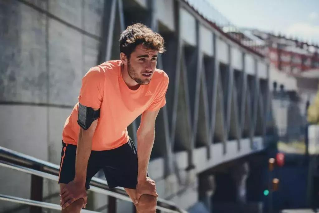 跑步对眼睛有什么变化,跑步能让眼睛变好看吗