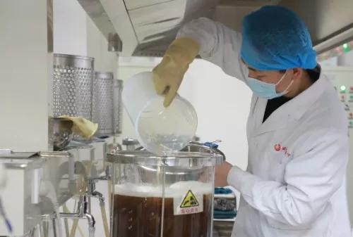 这一次,中医还有作用吗?一位医者的观察与反思|文化纵横